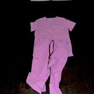 Livingston figs scrub set light purple